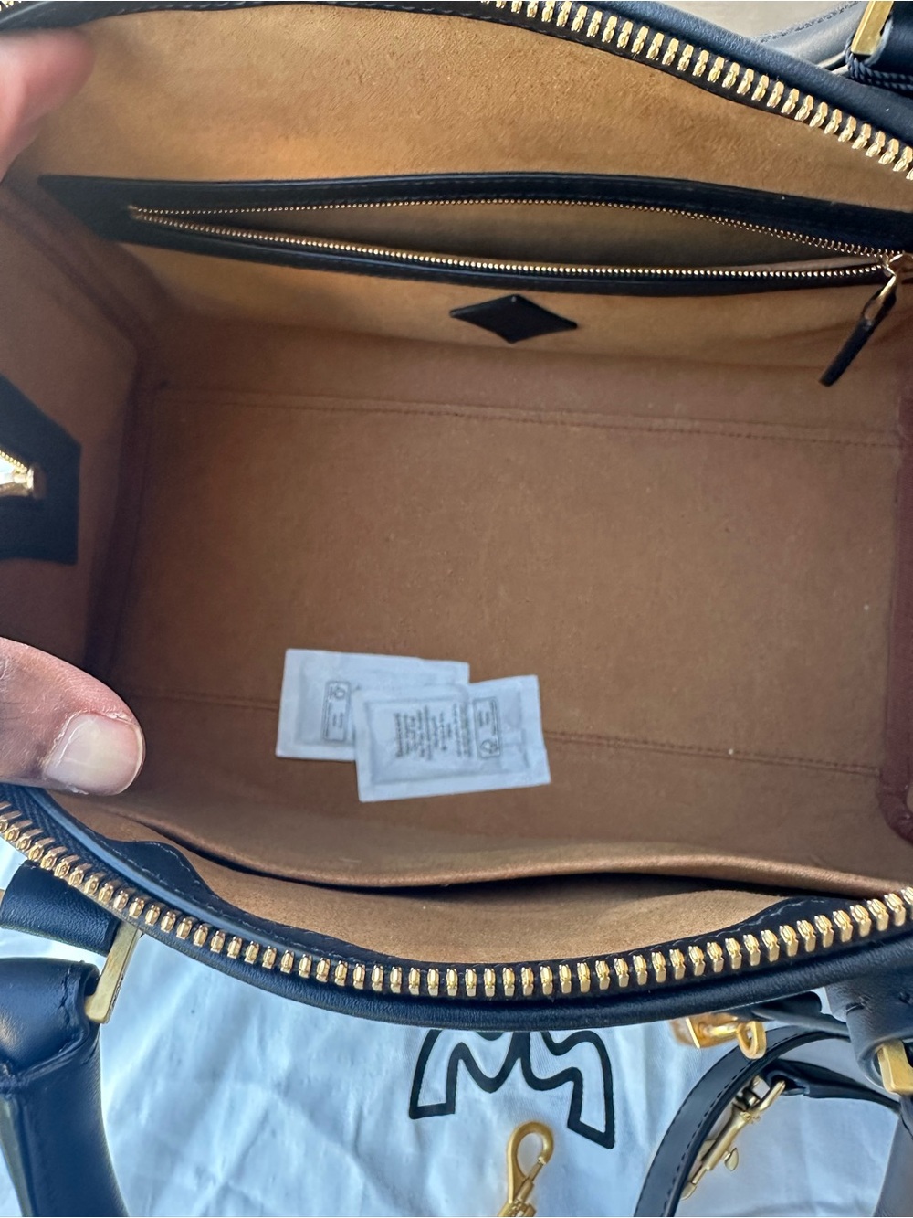 MCM Ella Boston Bag In Maxi Monogram Leather - Picture 10 of 10